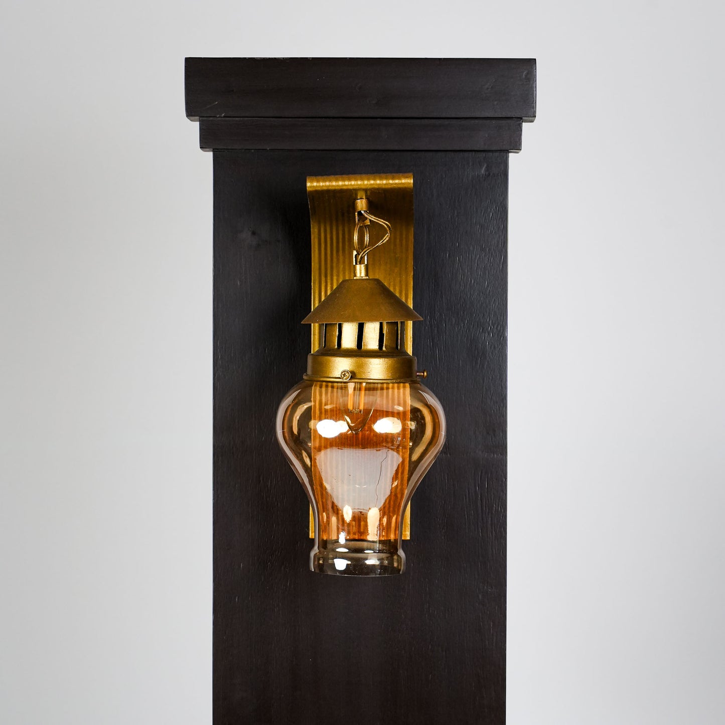 Sthira Lamp