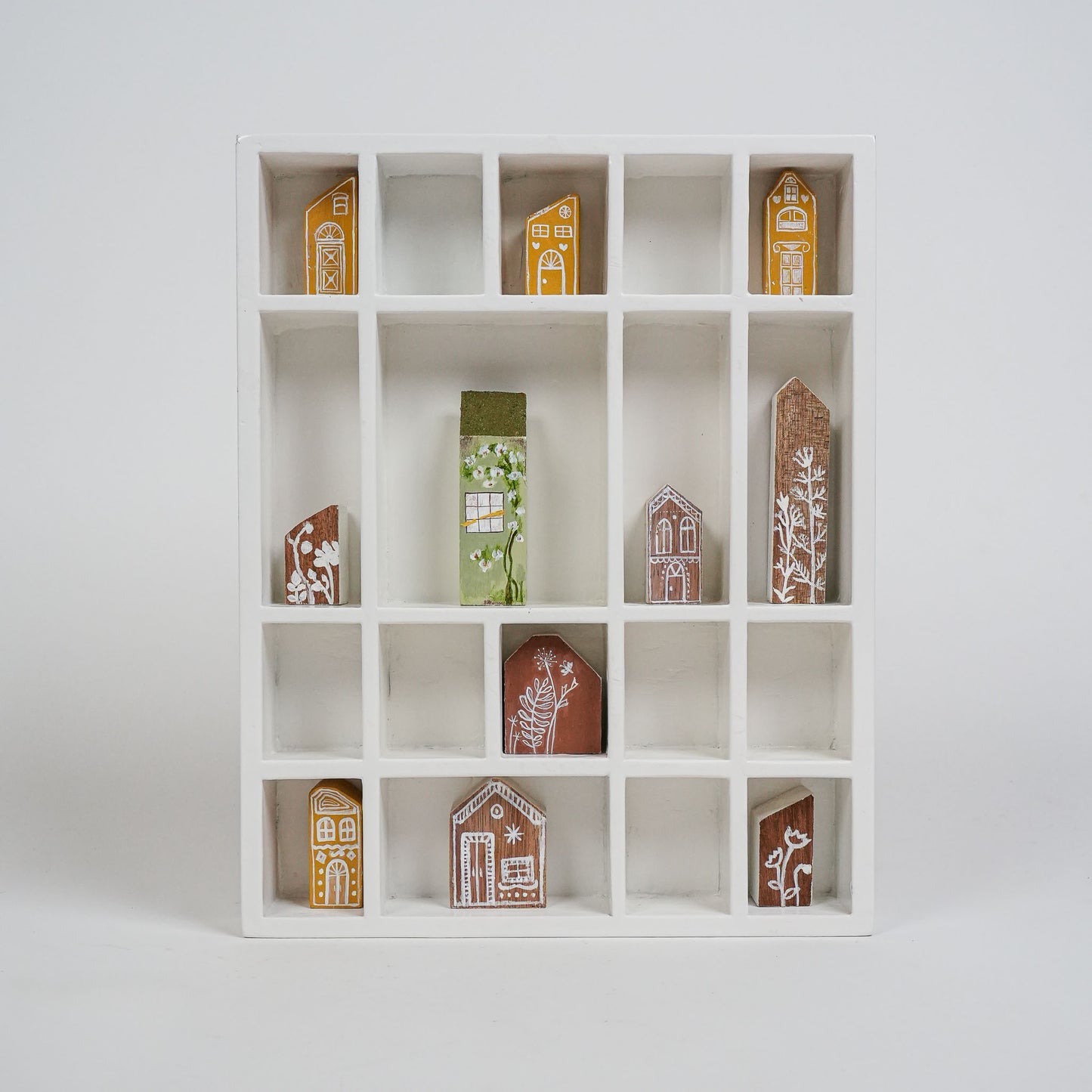 Keepsake Ledge White