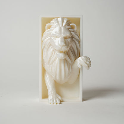 Lion Book Nook