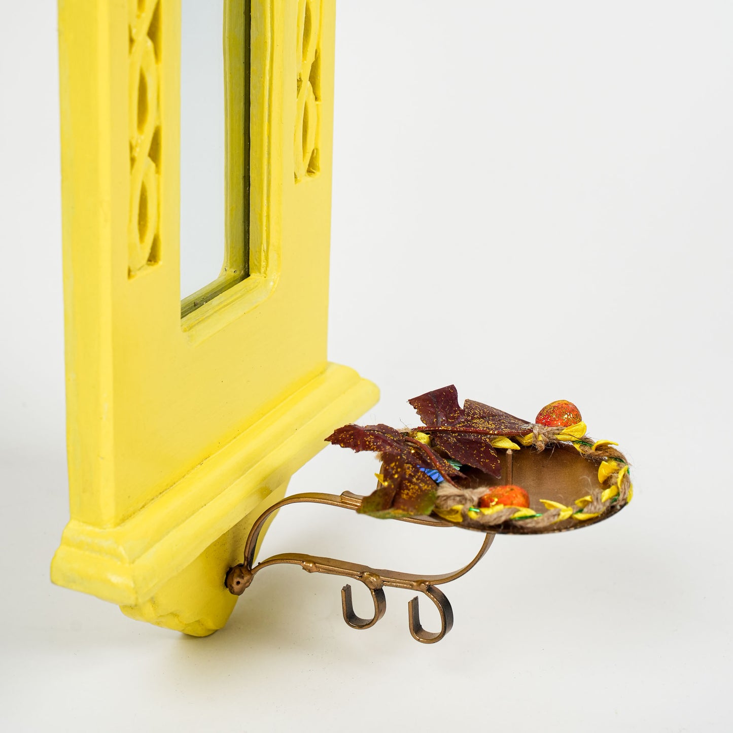 Pratibimb Sconce