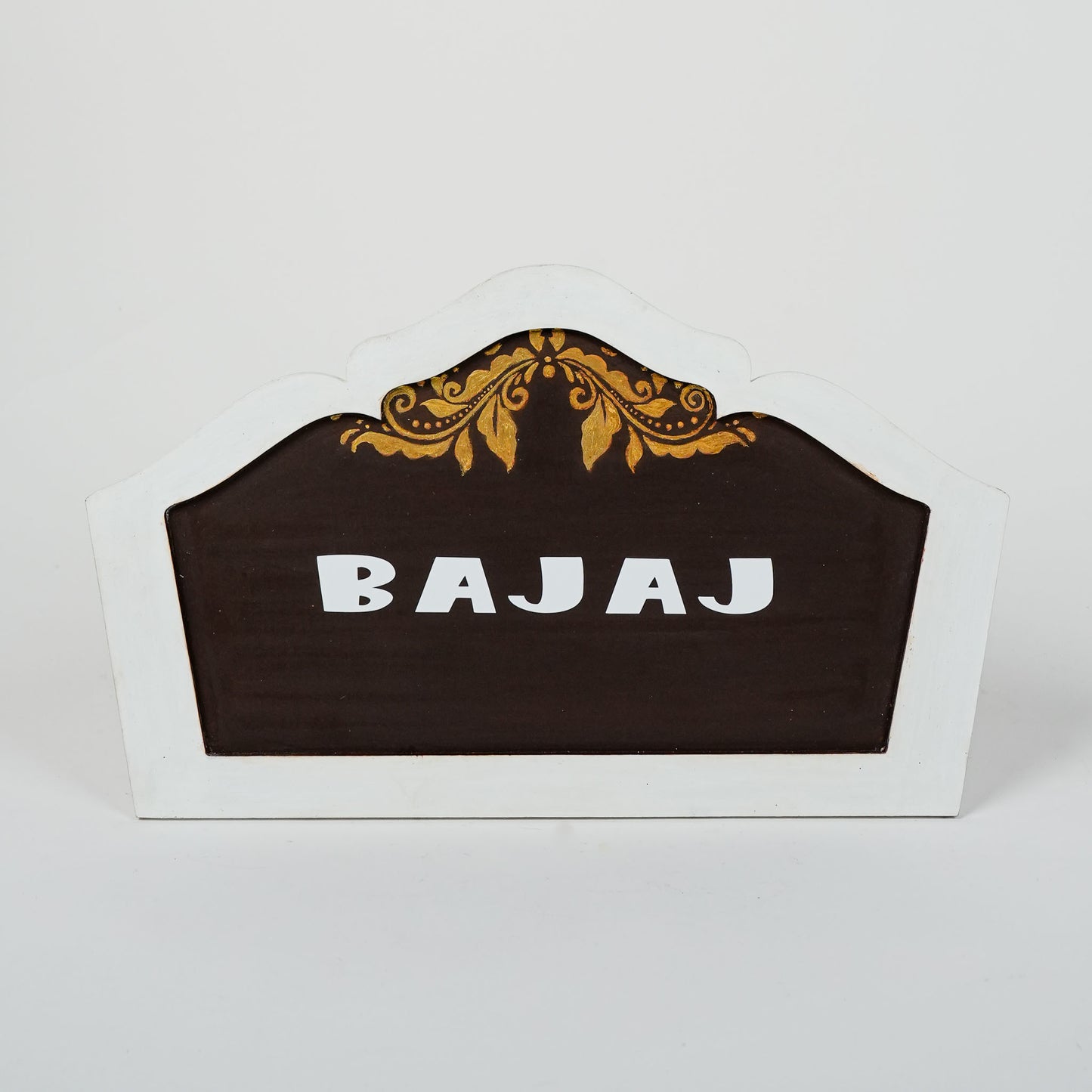 Willow Arch Nameplate