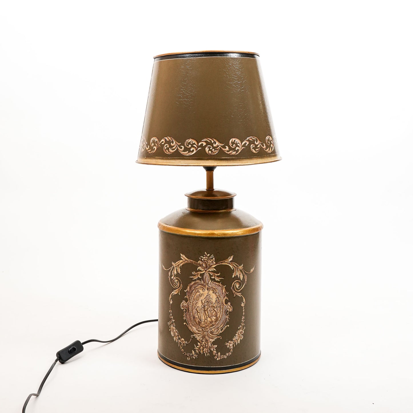 Velvet Filigree lamp